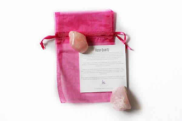 Rose quartz, pink stones, pink crystals, what does rose quartz do, rose quartz for anxiety,