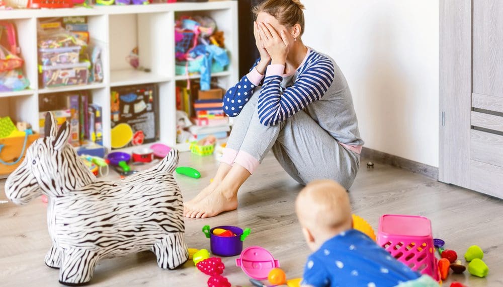 struggling as a new mom with all kinds of mom anxiety
